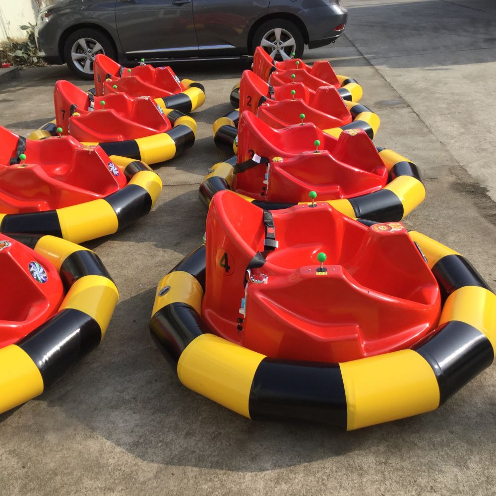 Voiture tamponneuse OVNI QQUF-10002